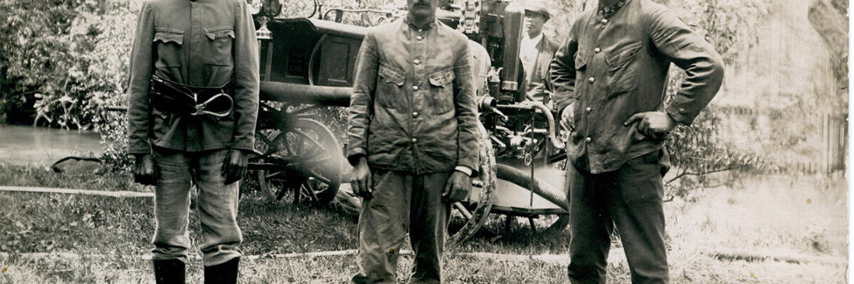 1907 – Eine 2 Zylinder Dampfspritze der Fa. Knaust wird angekauft.