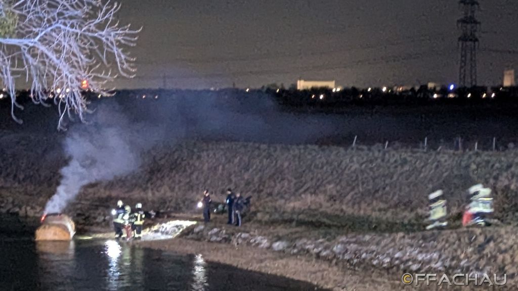 20260228_2212_B1_04_